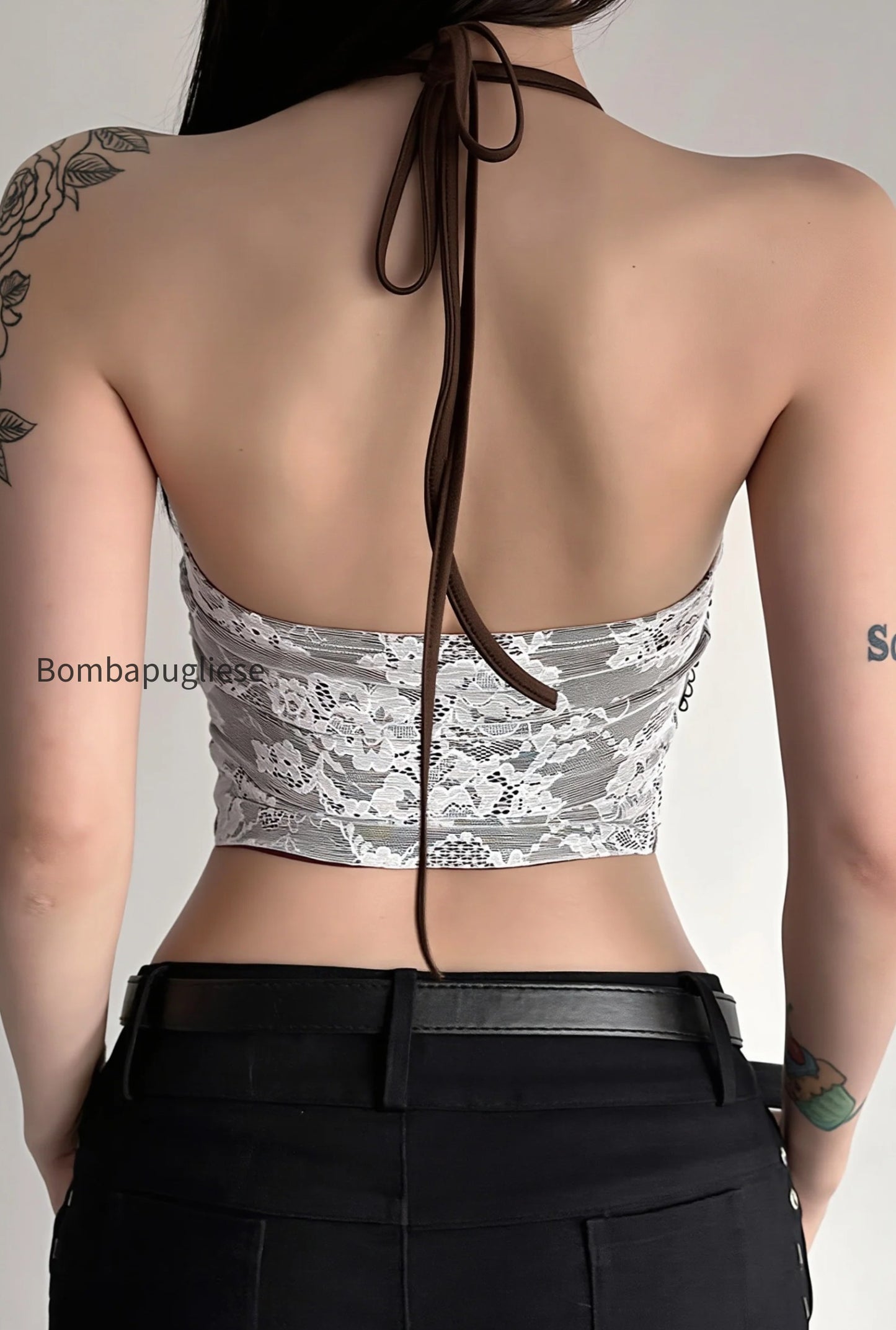 chic-color-block-lace-insert-tie-waist-backless-halter-top